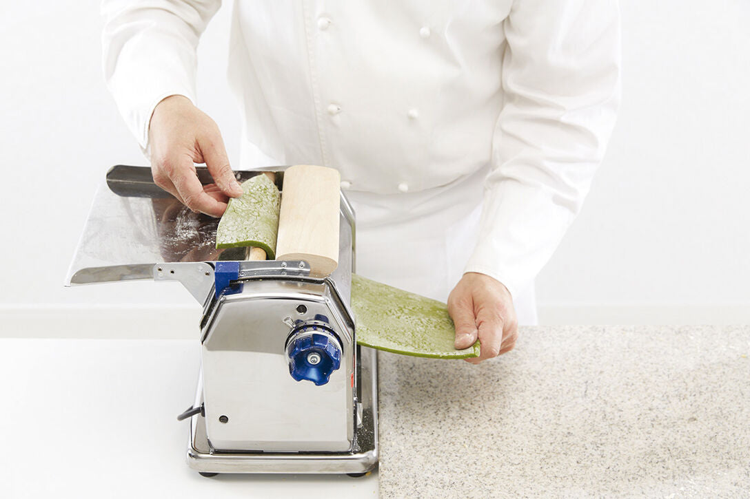 MACHINE À PÂTES ÉLECTRIQUE 12 KG/HEURE LAMINOIR 22 CM