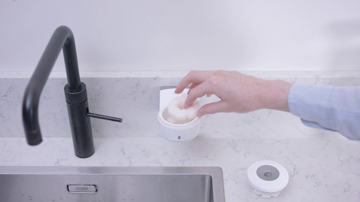 PAIN NETTOYANT POUR LES MAINS PARFUMÉ LESSEAU 32G X12