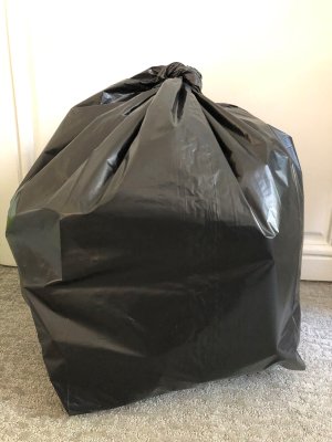 SAC POUBELLE 130L BASSE DENSITE DECHETS LOURDS SANS LIEN NOIR X200