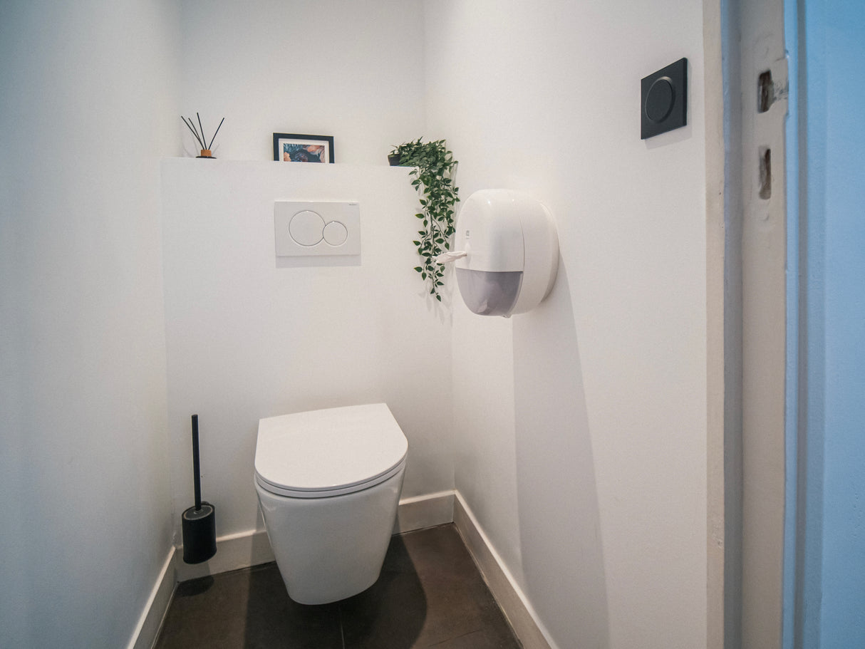 DISTRIBUTEUR DE PAPIER TOILETTE À DÉVIDAGE CENTRAL TORK SMARTONE® T8 BLANC