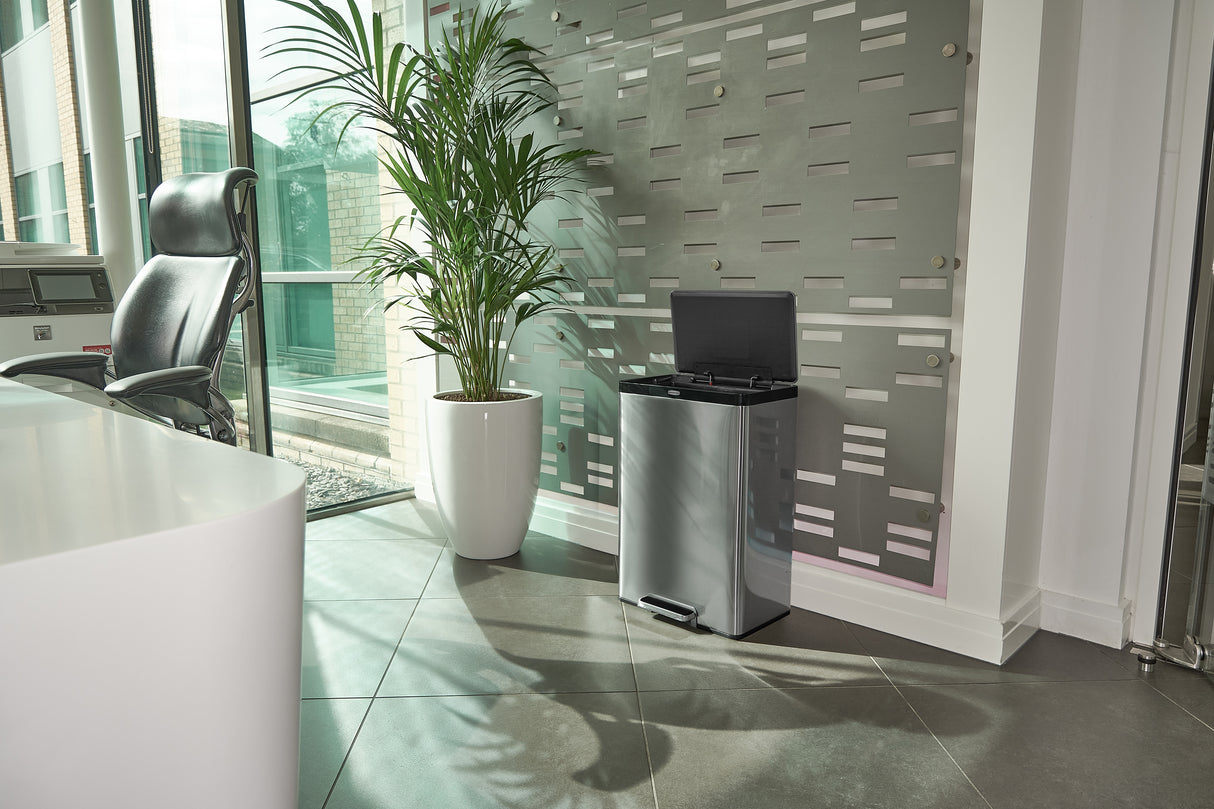 POUBELLE 45L ELITE CHARBON A PEDALE INOX
