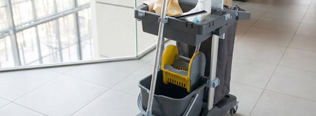 Chariot de ménage professionnel : lequel choisir selon votre activité