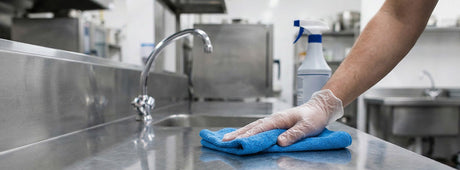 Nettoyage cuisine professionnelle : méthode, produits et normes HACCP