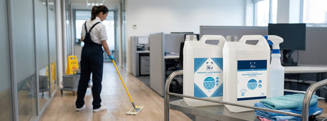 Nettoyant sol professionnel : comment choisir le bon produit selon votre type de sol et votre activité ?