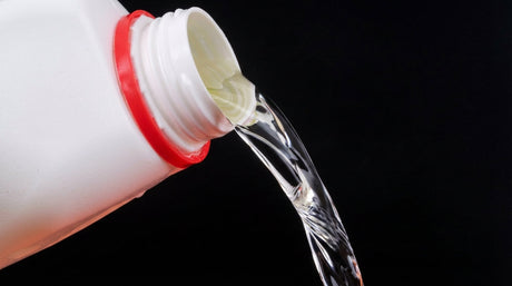Eau de Javel : usages, dosages et précautions pour les pros