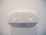 DISTRIBUTEUR DE PAPIER TOILETTE À DÉVIDAGE CENTRAL TORK SMARTONE® MINI DOUBLE T9 BLANC